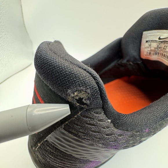 Size 10 Nike Kobe 11 Sunset 2016 836183-805  (USED & Original Box) - Picture 16 of 16